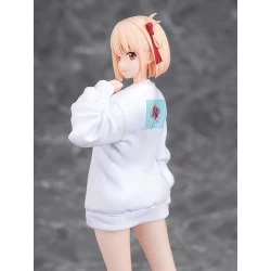 Lycoris Recoil figurine Chisato Nishikigi: Oversized Sweatshirt Ver. Phat!