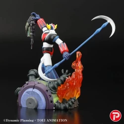 Grendizer figurine Scene Selection 01 Grendizer a cry of Victory 14 cm Plex