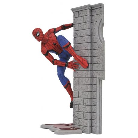 Spider-Man Homecoming Marvel Gallery statuette Spider-Man Diamond Select