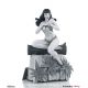 Women of Dynamite statuette Bettie Page (Black & White Edition) Dynamite Entertainment
