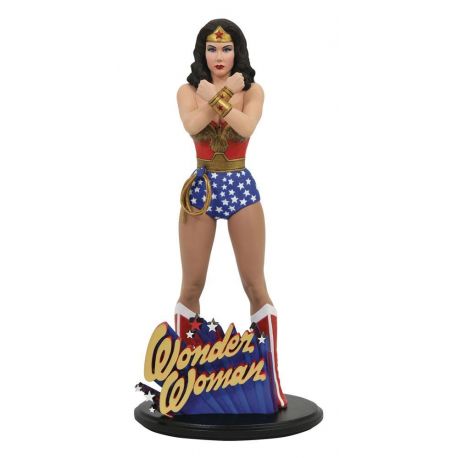 DC Comic Gallery statuette Linda Carter Wonder Woman Diamond Select
