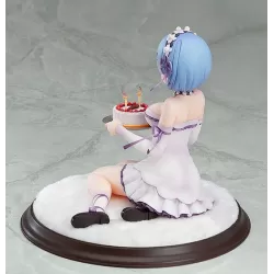 Re:ZERO -Starting Life in Another World- statuette 1/7 Rem Birthday Cake Ver. Kadokawa