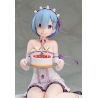 Re:ZERO -Starting Life in Another World- statuette 1/7 Rem Birthday Cake Ver. Kadokawa