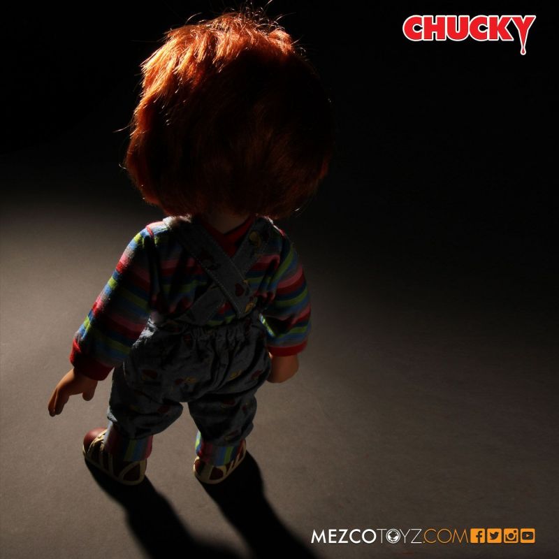 Chucky Jeu d´enfant poupée sonore Sneering Chucky 38cm Mezco