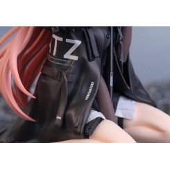 A-Z: [C] figurine Myethos
