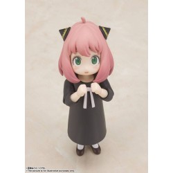 Spy x Family figurine S.H. Figuarts Anya Forger Bandai Tamashii Nations