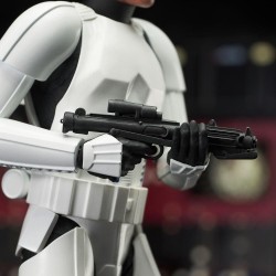 Star Wars Episode IV statuette Milestones Han Solo (Stormtrooper Disguise) 40th Anniversary Exclusive Gentle Giant