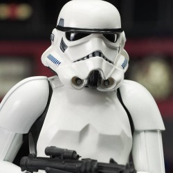 Star Wars Episode IV statuette Milestones Han Solo (Stormtrooper Disguise) 40th Anniversary Exclusive Gentle Giant