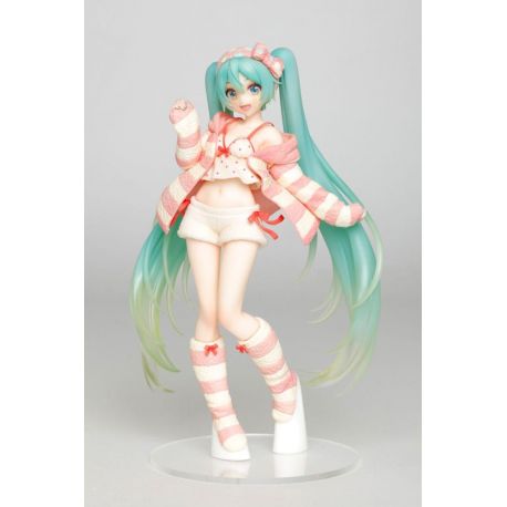 Hatsune Miku figurine Costumes Roomwear Ver. Taito Prize Hatsune Miku figurine Costumes Roomwear Ver. Taito Prize