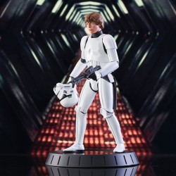 Star Wars Episode IV statuette Milestones Luke Skywalker (Stormtrooper Disguise) Previews Exclusive Gentle Giant