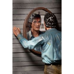 Evil Dead 2 figurine Ultimate Ash Neca