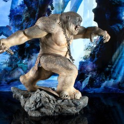 Le Seigneur des Anneaux Gallery Deluxe statuette Troll des cavernes Diamond Select